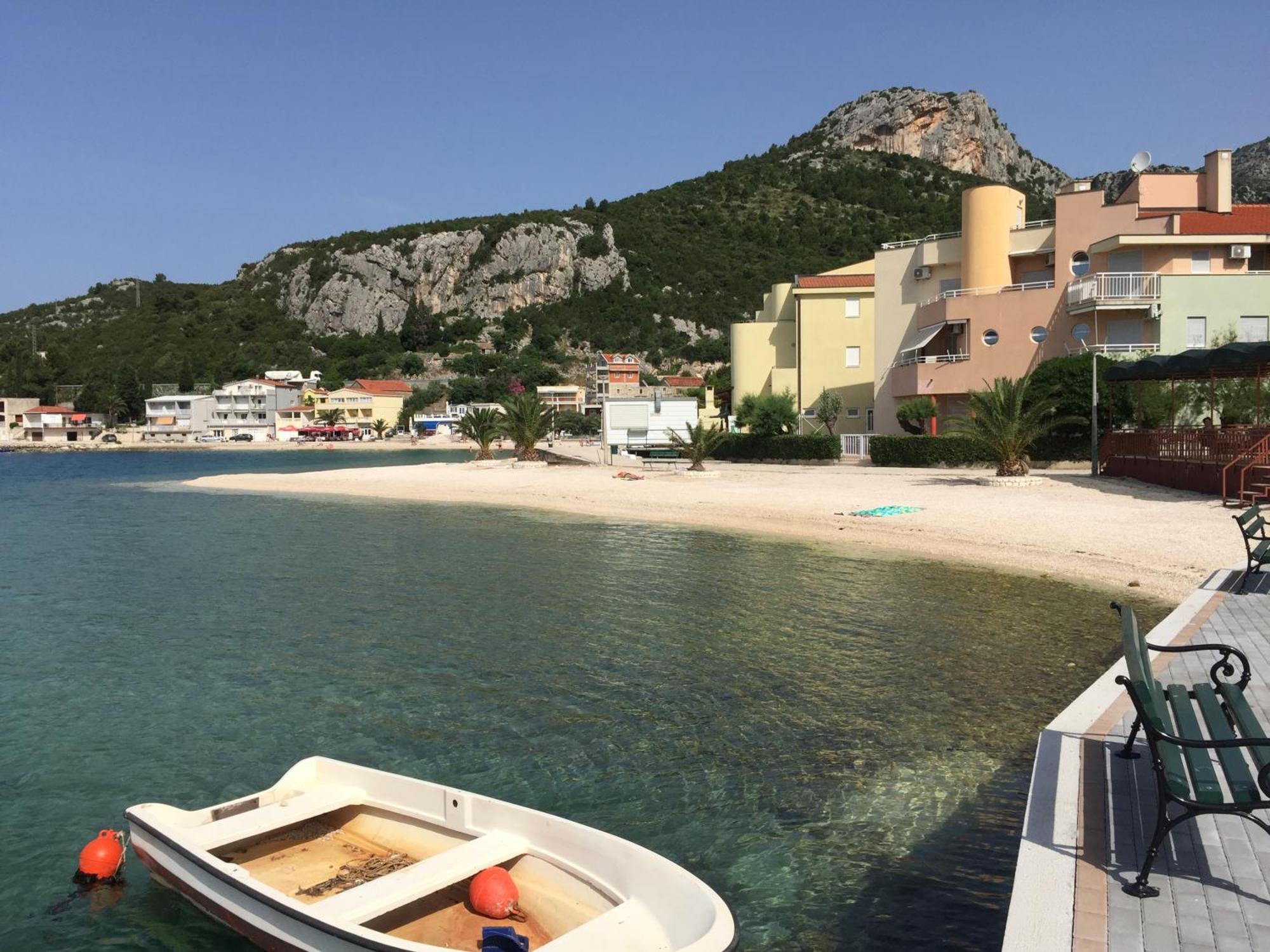 Apartments Ljiljana 클레크 외부 사진